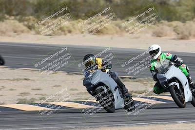 media/Nov-16-2025-Race Pace (Sun) [[8c5fa54630]]/Non Verified Riders (1st 20 Minutes)/2-Turn 10 (1010am)/